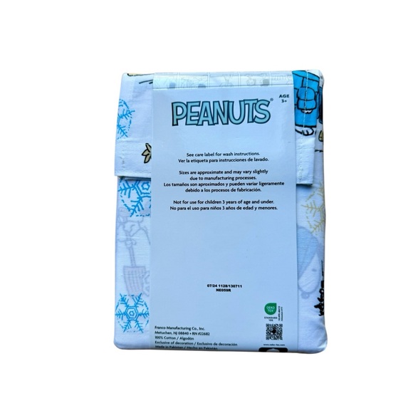 Peanuts Puffer Jacket Snoopy Winter Christmas Pillowcases – Set of 2 Brand New - Picture 2 of 2